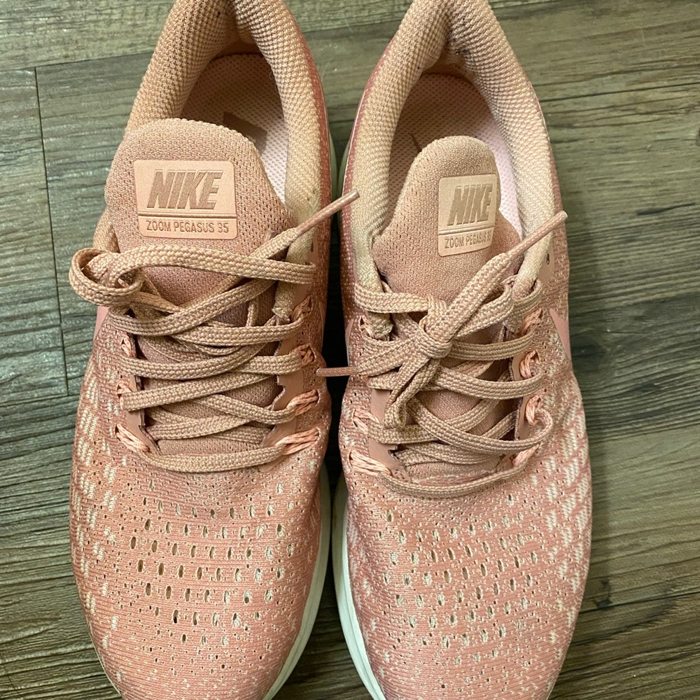 Nike zoom Pegasus 35